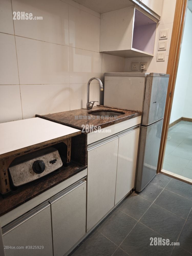 昌盛洋楼 租盘 338 平方尺