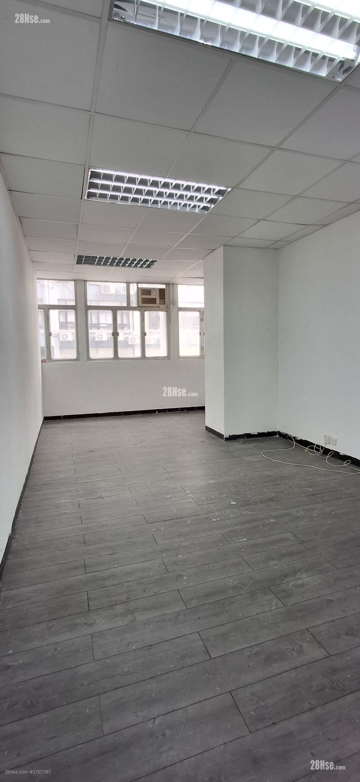 Wah Hing Industrial Mansions Rental 240 ft²
