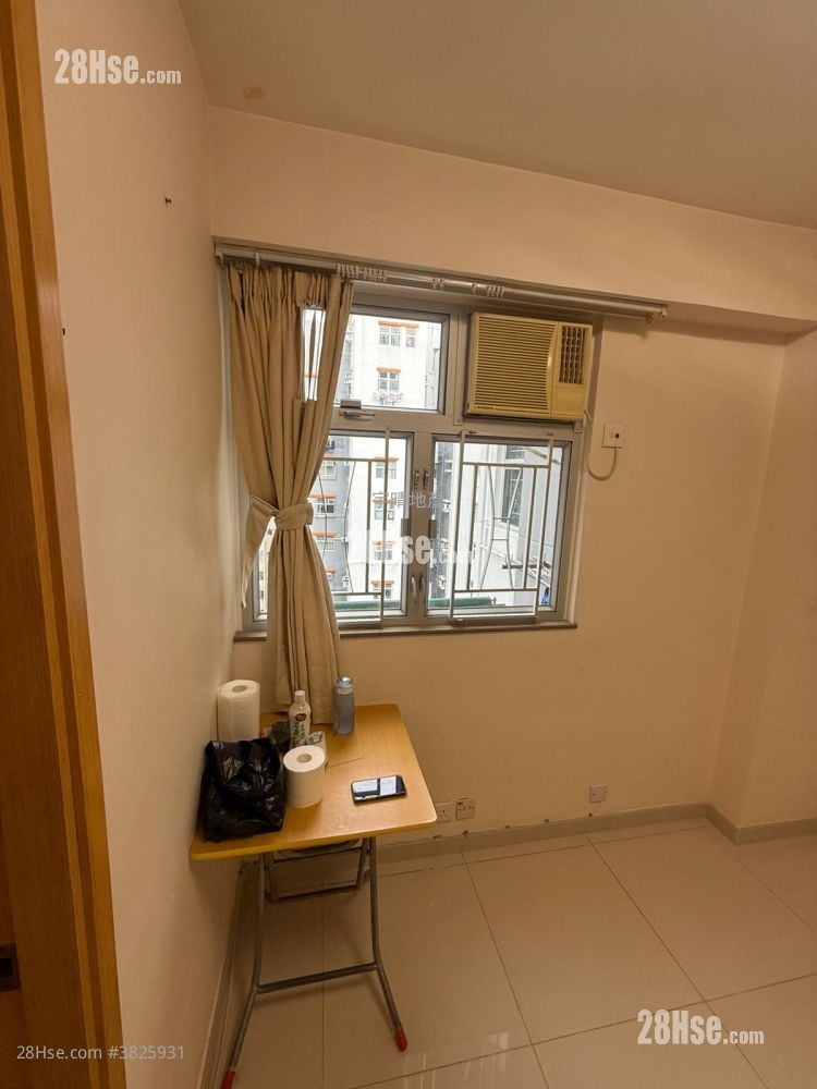 美居中心 租盘 2 房 , 1 浴室 299 平方尺