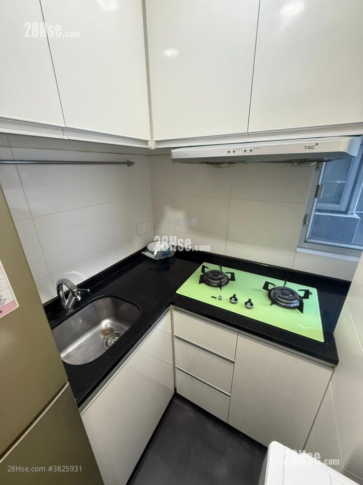 美居中心 租盘 2 房 , 1 浴室 299 平方尺