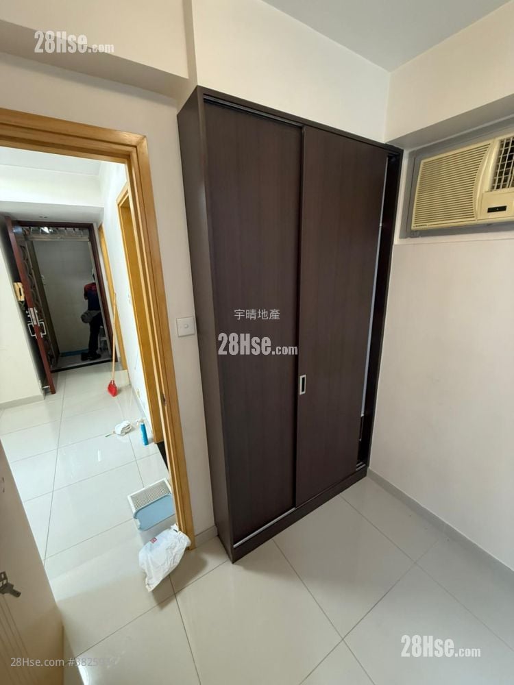 美居中心 租盘 2 房 , 1 浴室 299 平方尺