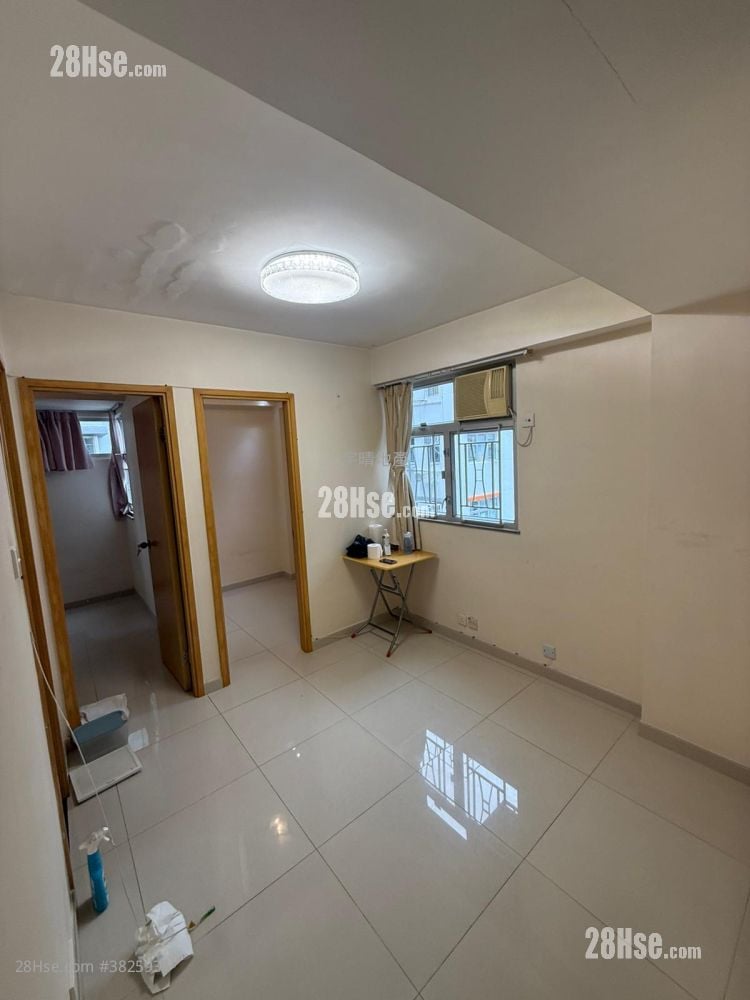 美居中心 租盘 2 房 , 1 浴室 299 平方尺