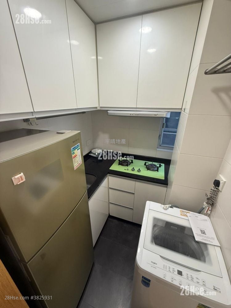 美居中心 租盘 2 房 , 1 浴室 299 平方尺