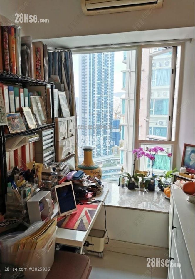 領都 售盤 4 房 , 3 浴室 971 平方呎