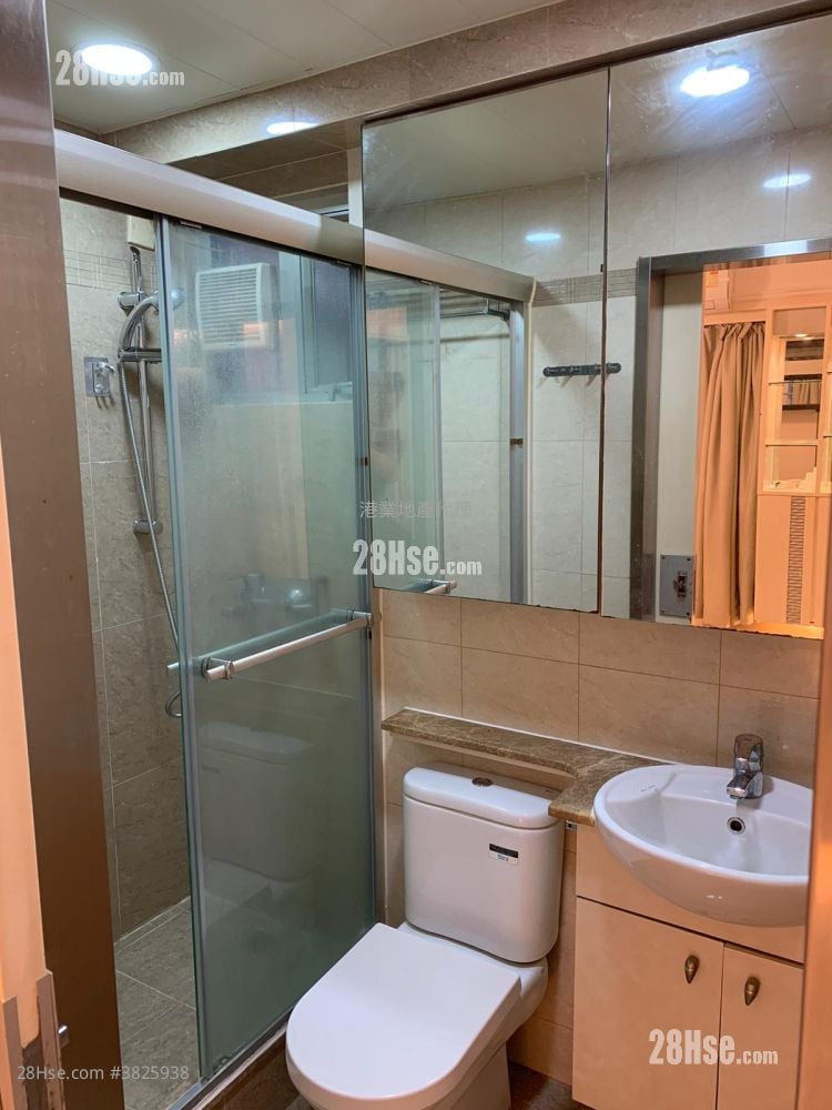 裕新大厦 售盘 2 房 , 1 浴室 354 平方尺