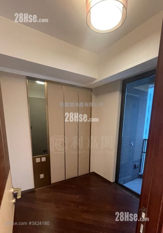 睿峰 售盤 1 房 319 平方呎