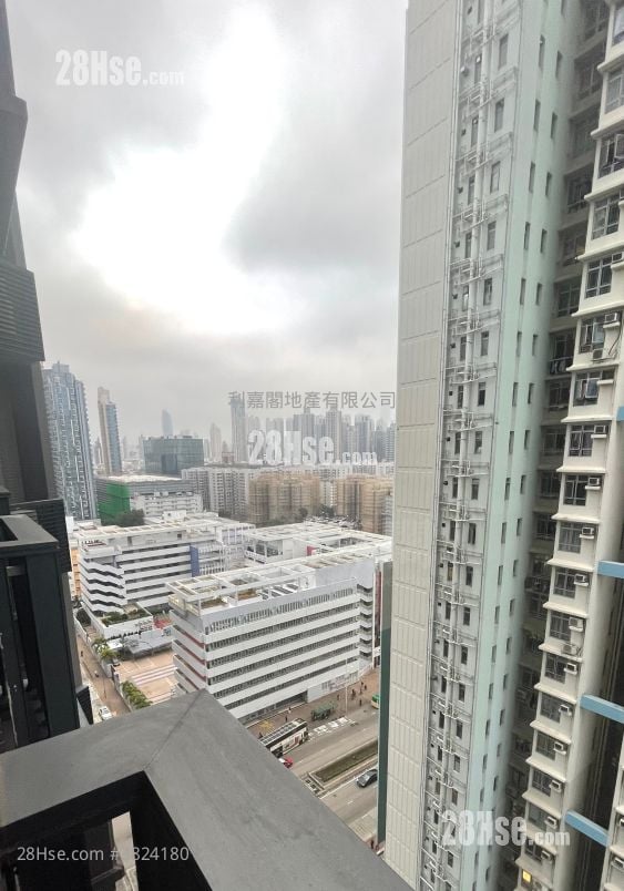 睿峰 售盤 1 房 319 平方呎