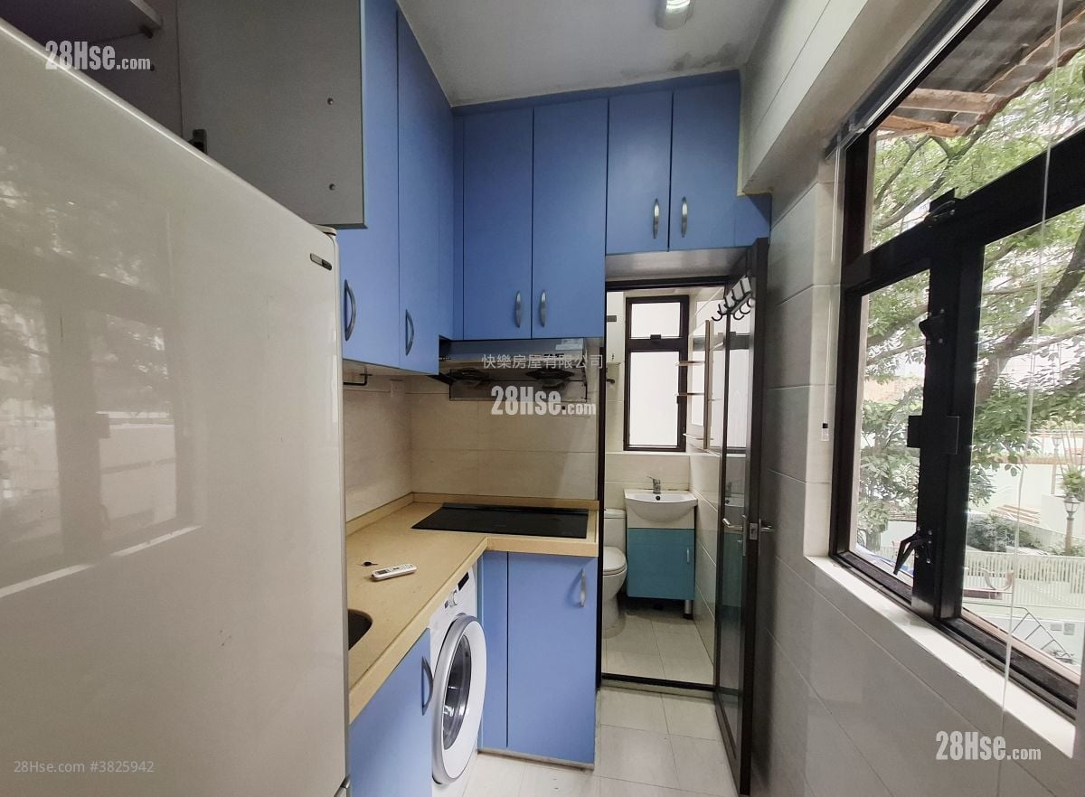 Chinese Mansion Rental 2 Bedrooms , 1 Bathroom 395 ft²