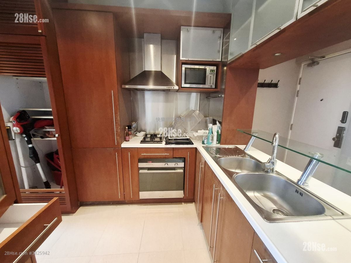 Chinese Mansion Rental 2 Bedrooms , 1 Bathroom 395 ft²