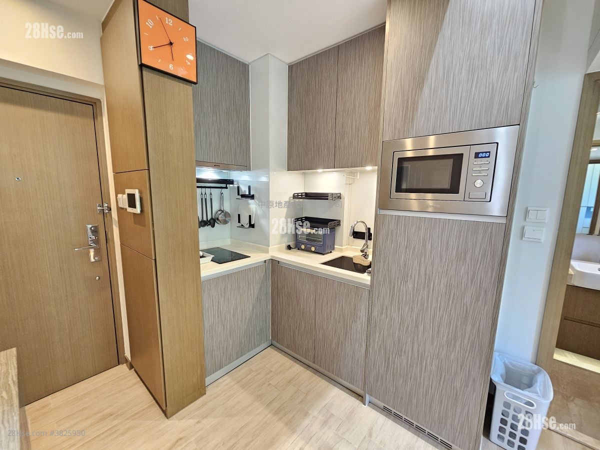 傲凱 租盤 2 房 , 1 浴室 299 平方呎