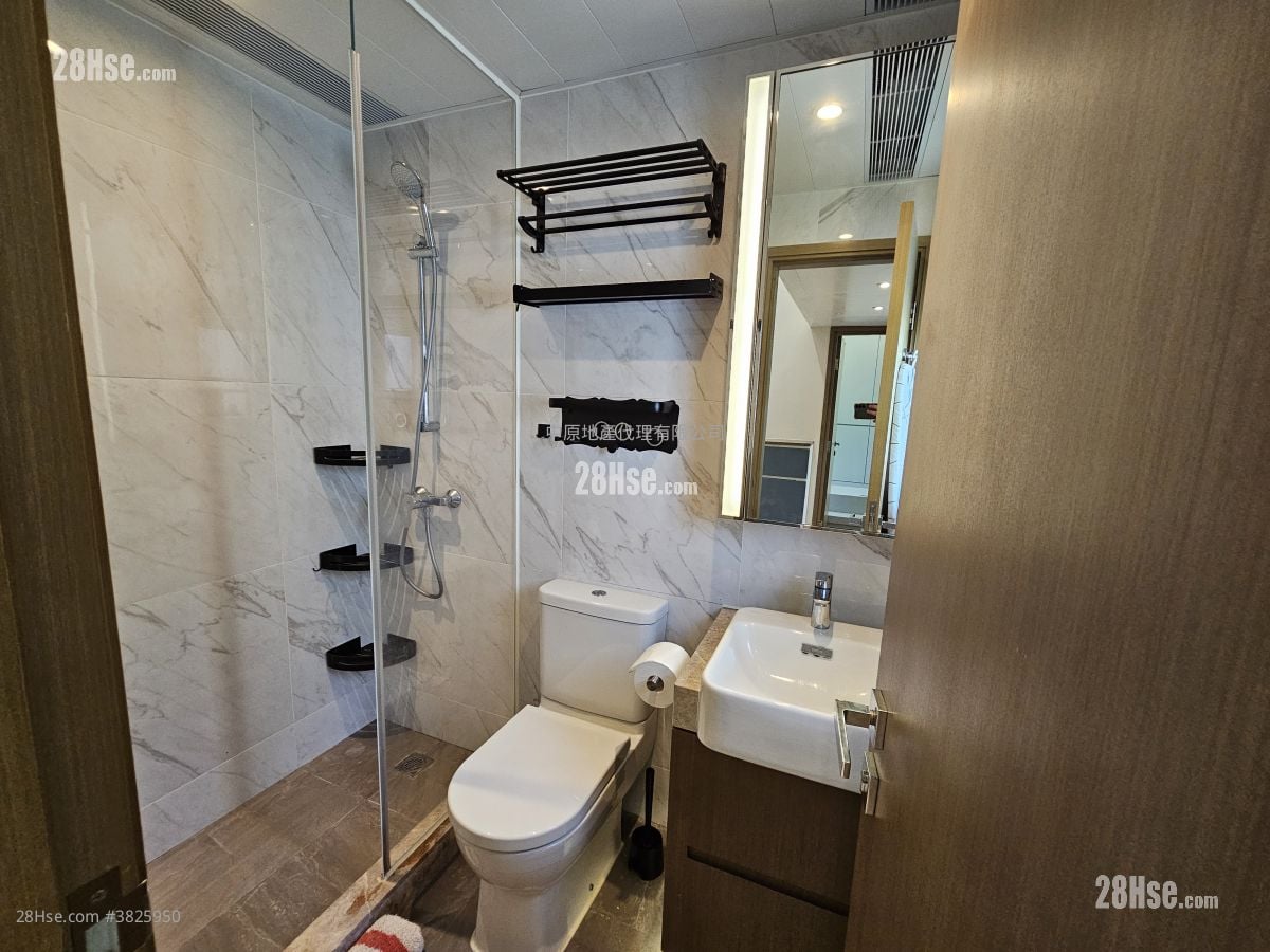 傲凱 租盤 2 房 , 1 浴室 299 平方呎