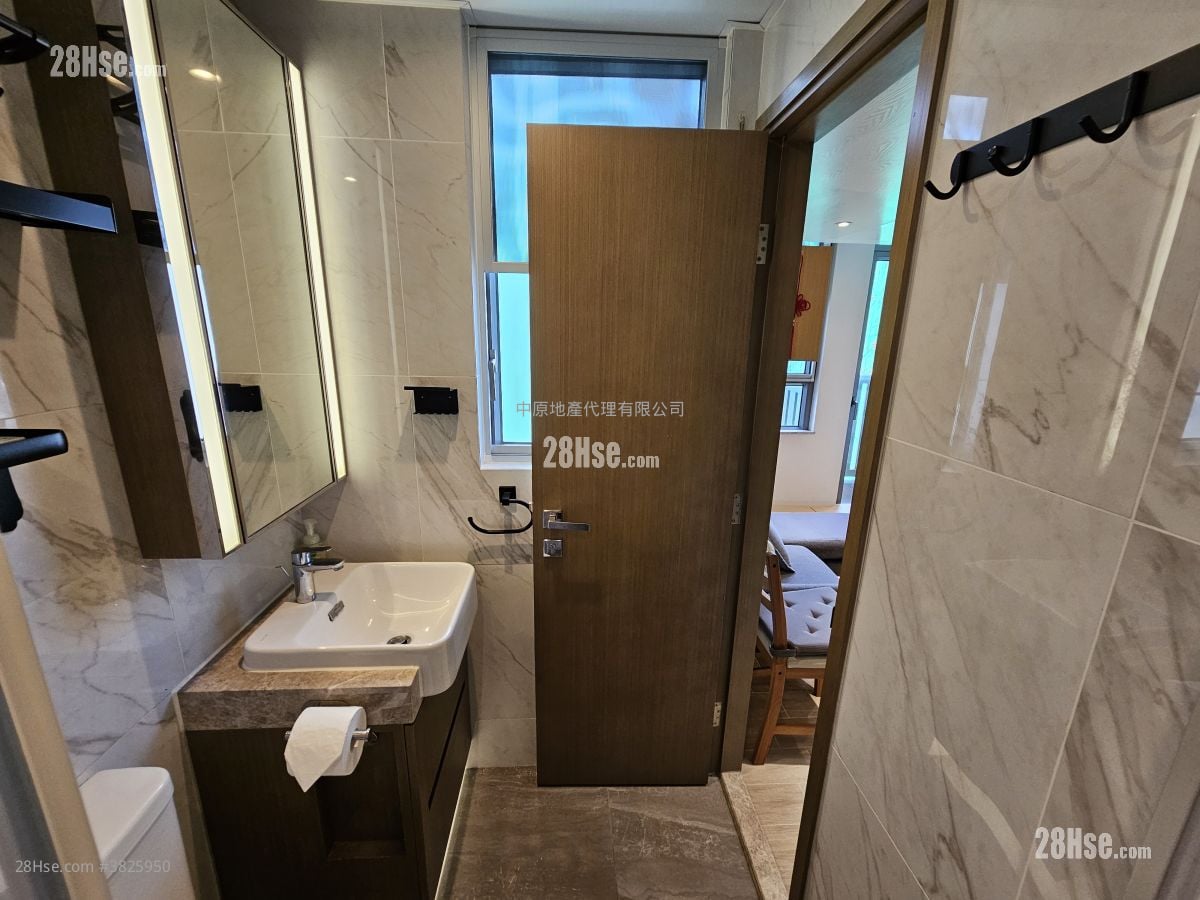 傲凱 租盤 2 房 , 1 浴室 299 平方呎