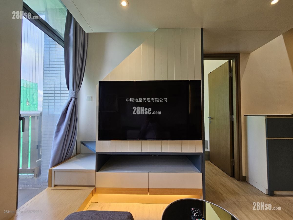 傲凱 租盤 2 房 , 1 浴室 299 平方呎