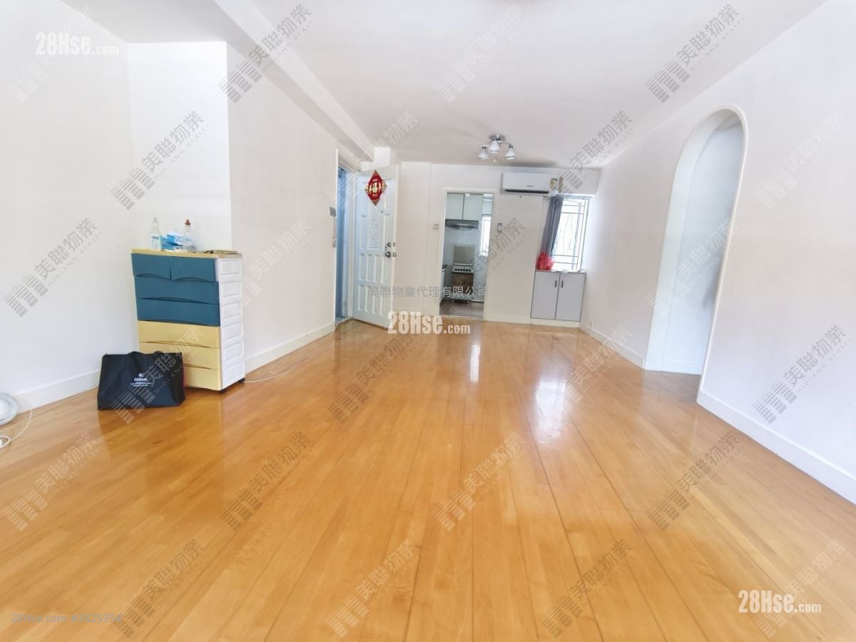 贤文别墅 租盘 3 房 , 1 浴室 677 平方尺