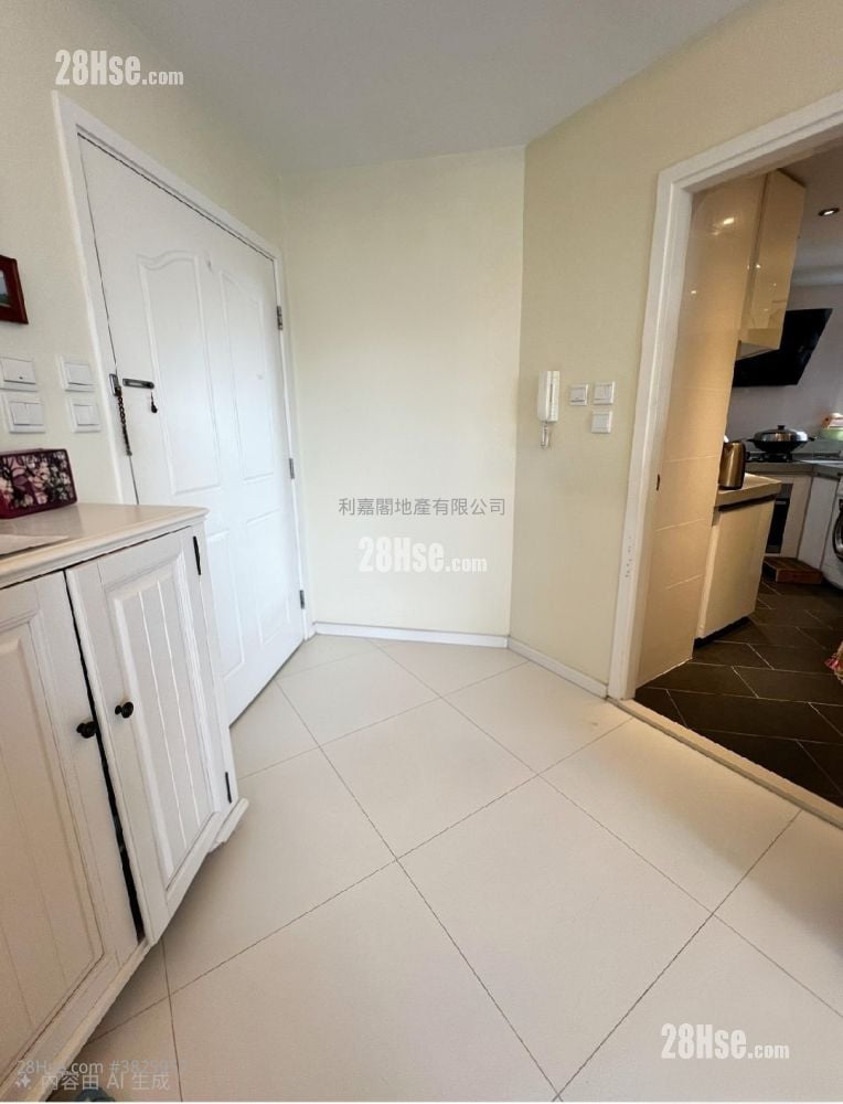 雅典居 售盤 3 房 , 2 浴室 875 平方呎