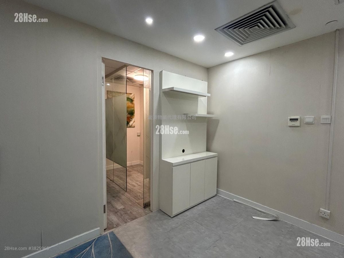 兆基商业中心 租盘 4 房 , 1 厕所