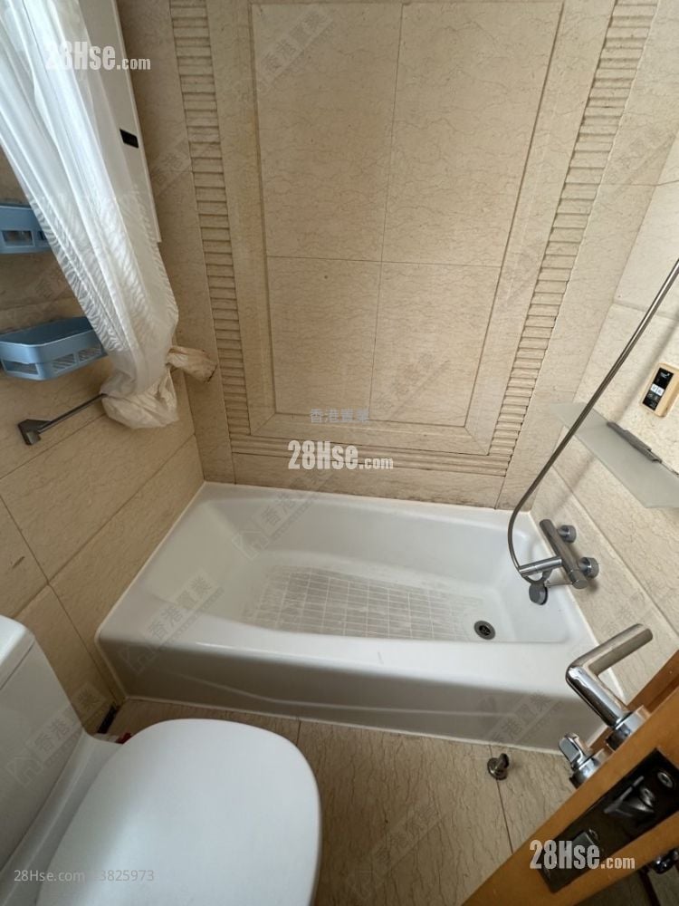 君匯港 售盤 3 房 , 1 浴室 846 平方呎