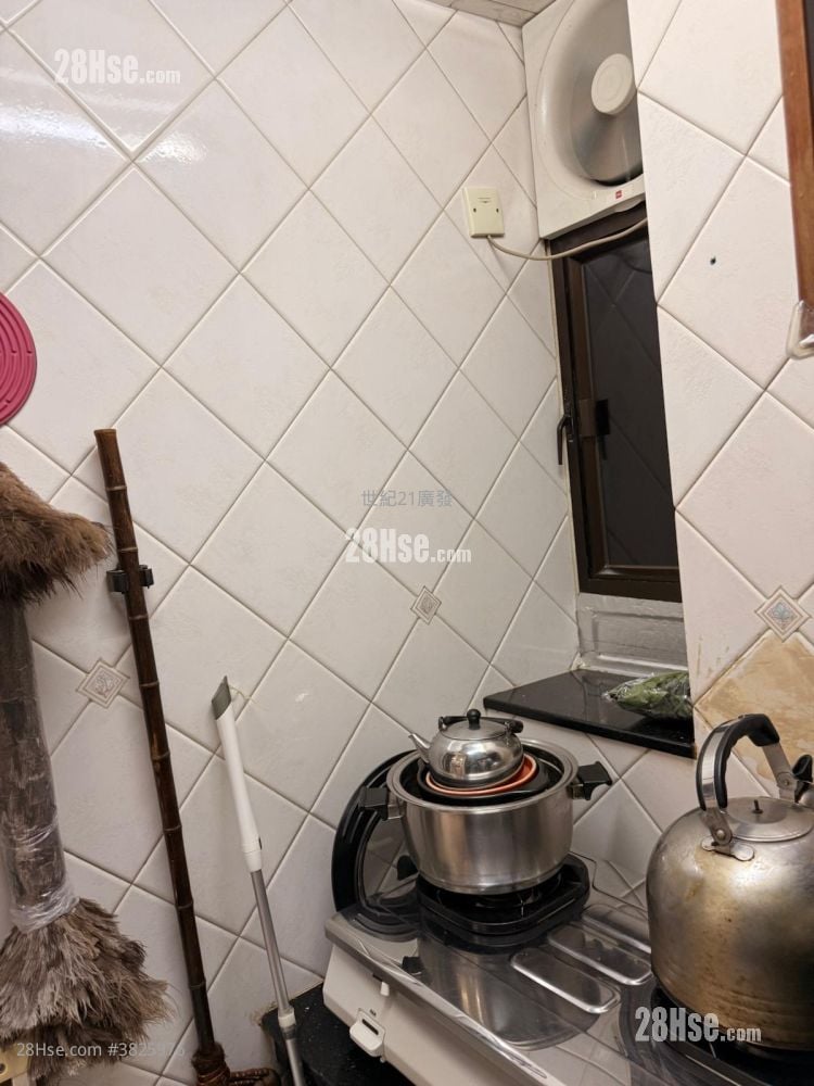 得宝大厦 售盘 2 房 , 1 浴室 407 平方尺