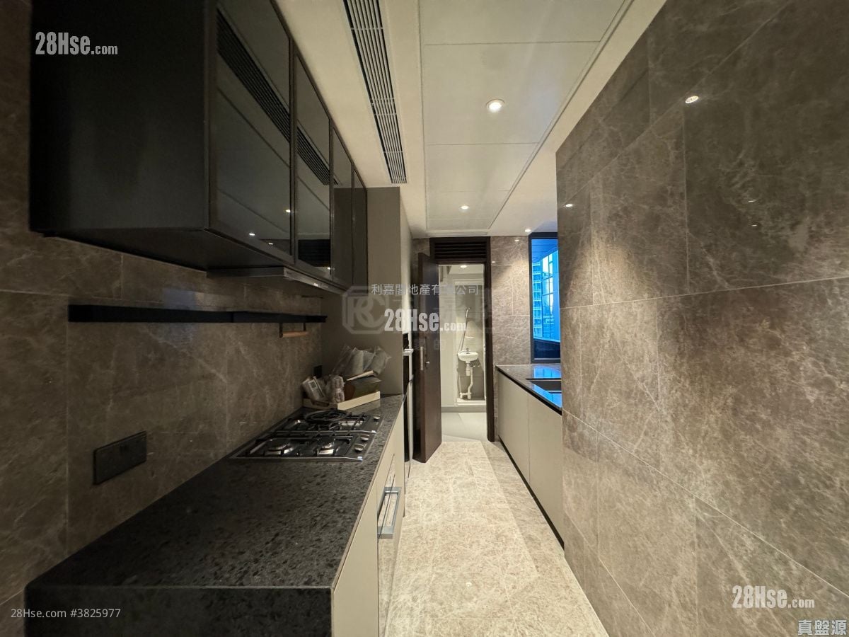 天泷 租盘 3 房 , 3 浴室 1,027 平方尺