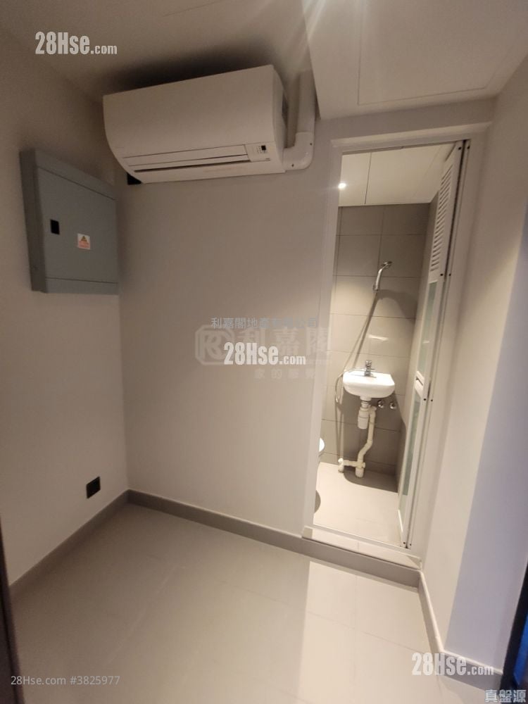 天泷 租盘 3 房 , 3 浴室 1,027 平方尺