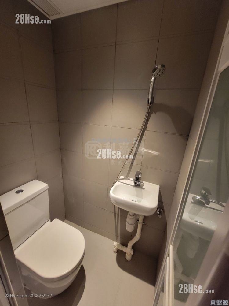 天泷 租盘 3 房 , 3 浴室 1,027 平方尺