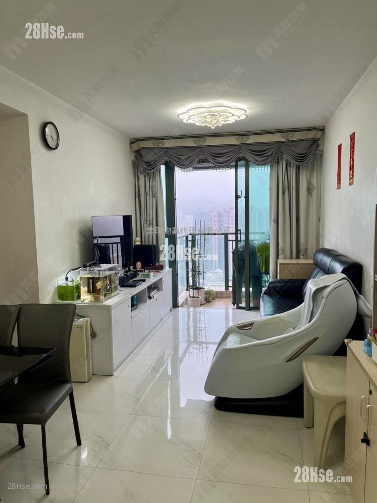 Residence Oasis Sell 3 Bedrooms 667 ft²