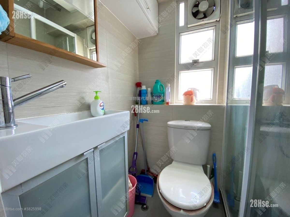 沙田中心 租盤 2 房 , 1 浴室 301 平方呎