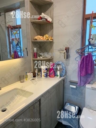 蔚翠花园 售盘 3 房 716 平方尺