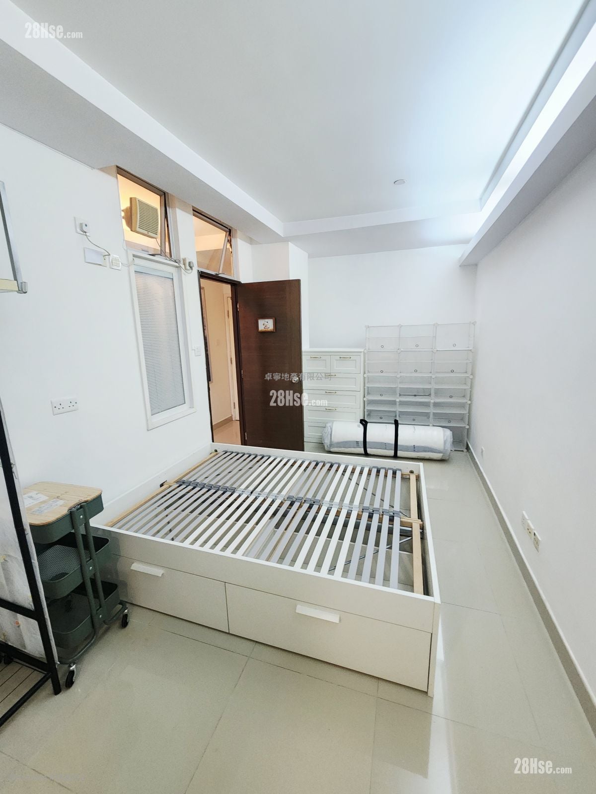 單幢樓房 租盤 400 平方呎