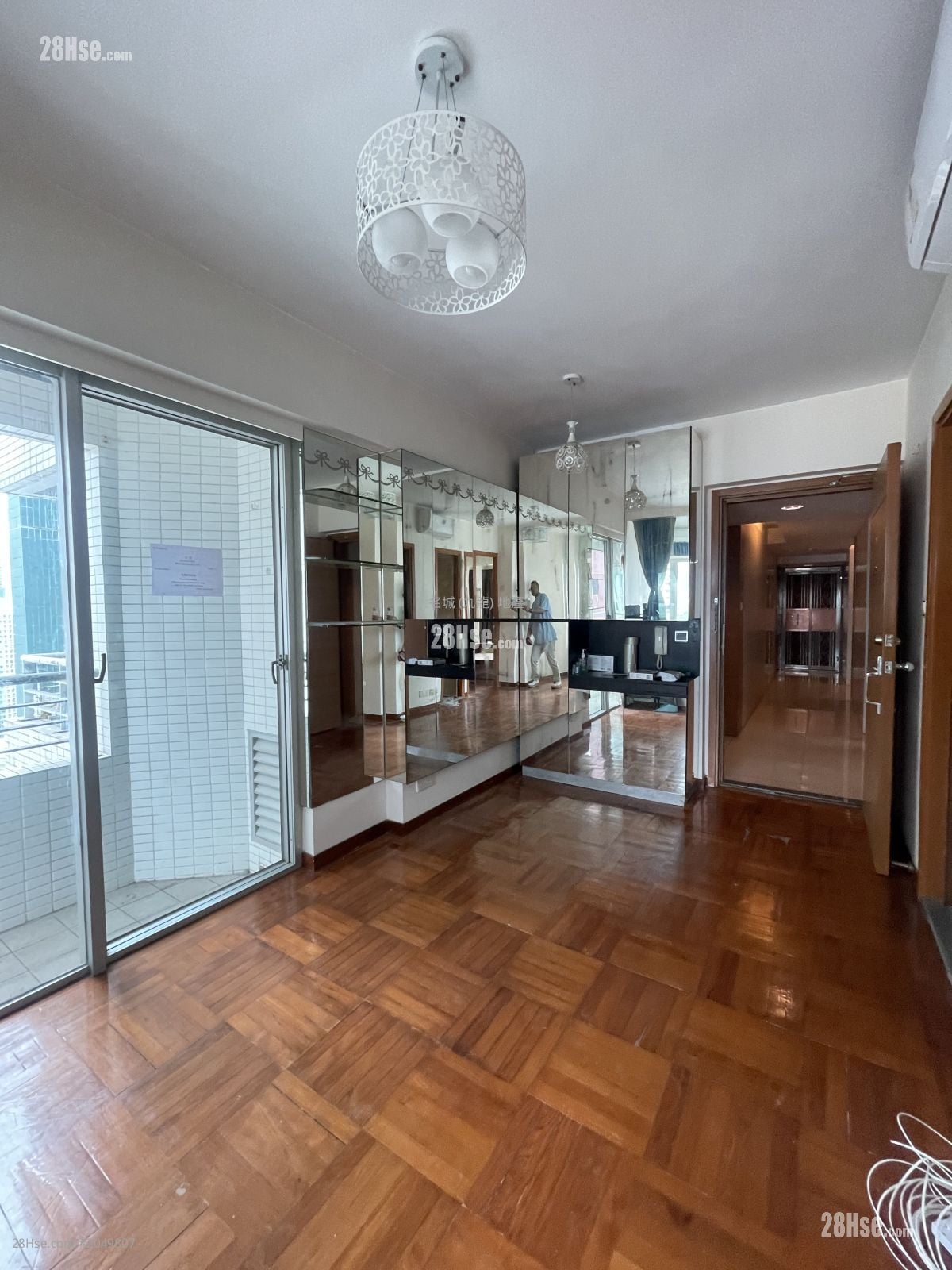 Metro Harbour View Rental 2 Bedrooms , 1 Bathroom 369 ft²