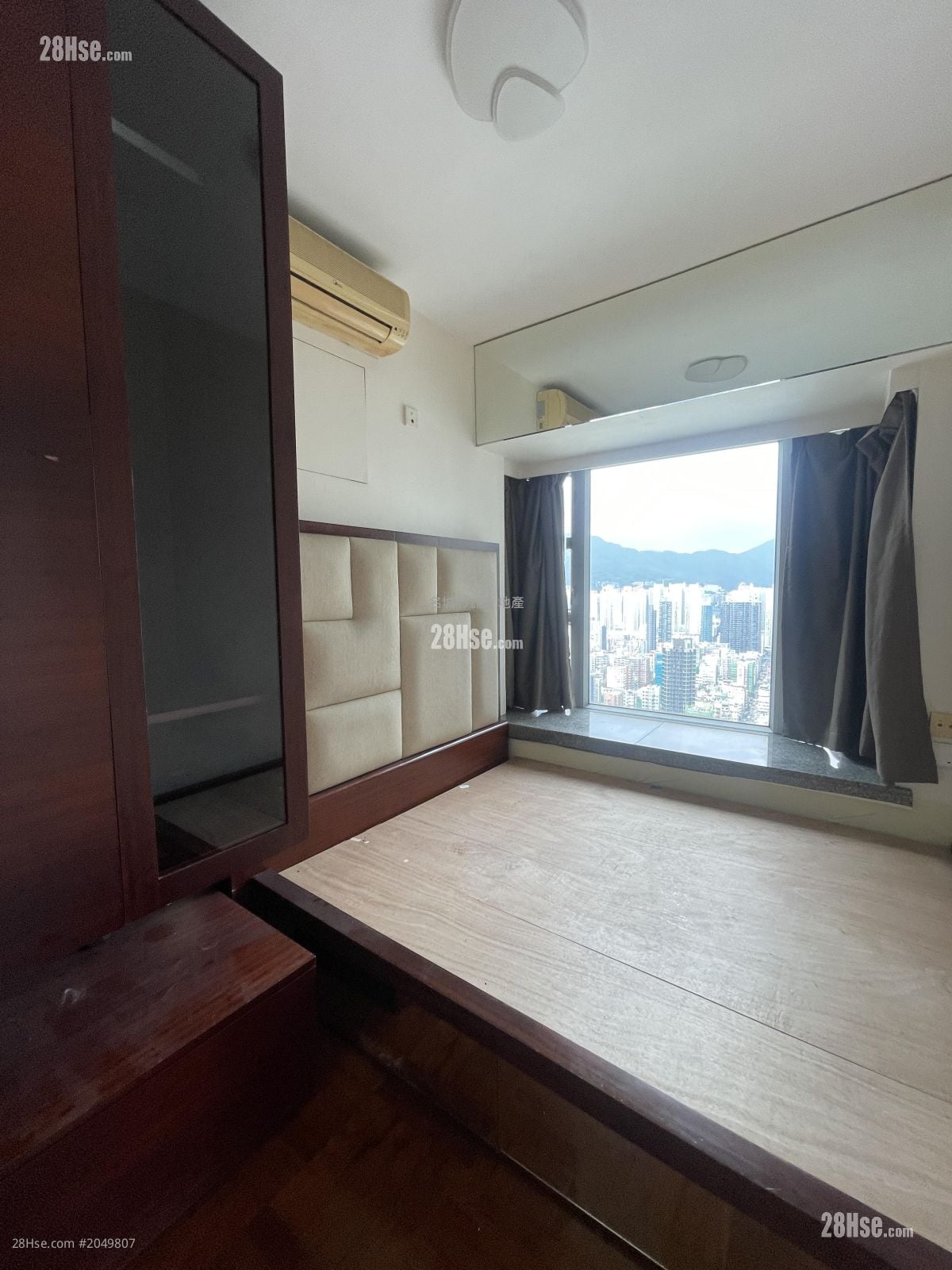 Metro Harbour View Rental 2 Bedrooms , 1 Bathroom 369 ft²