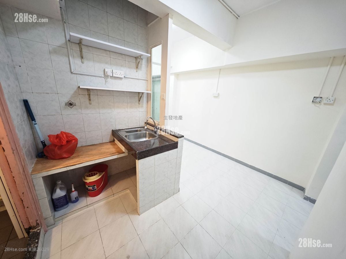 Po Kong Building Rental 2 Bedrooms , 1 Bathroom 310 ft²