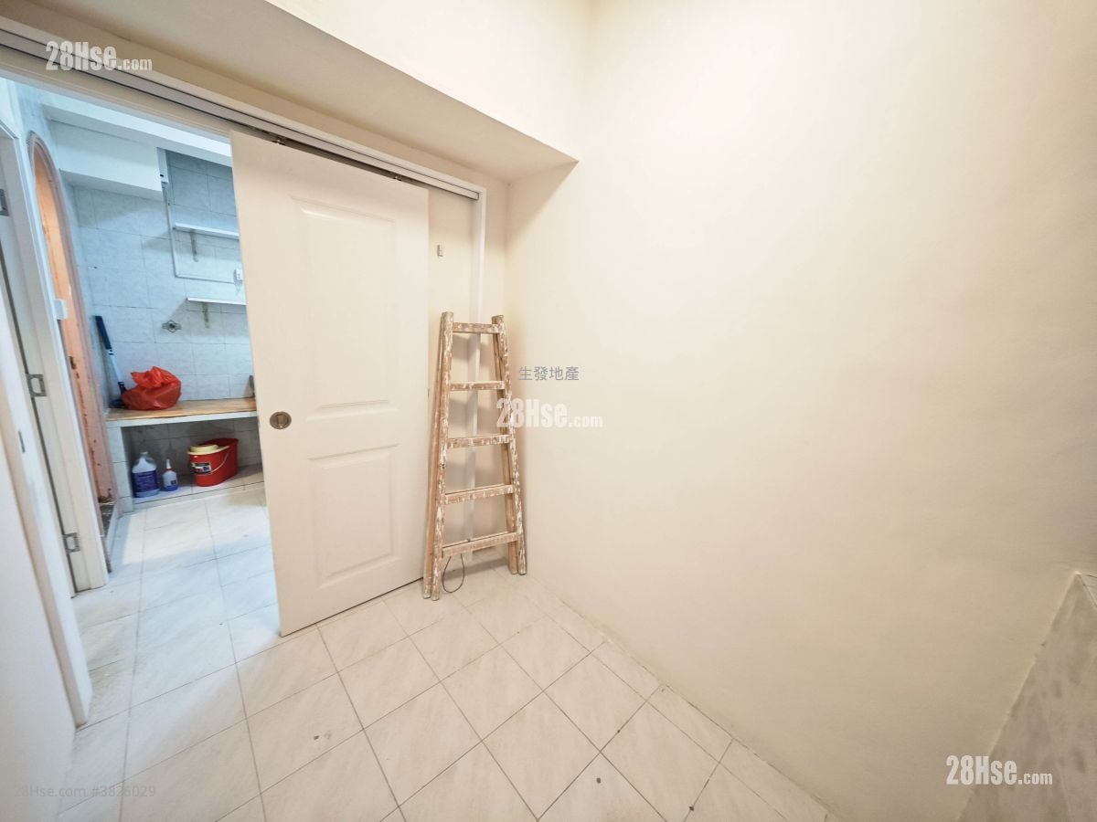 Po Kong Building Rental 2 Bedrooms , 1 Bathroom 310 ft²