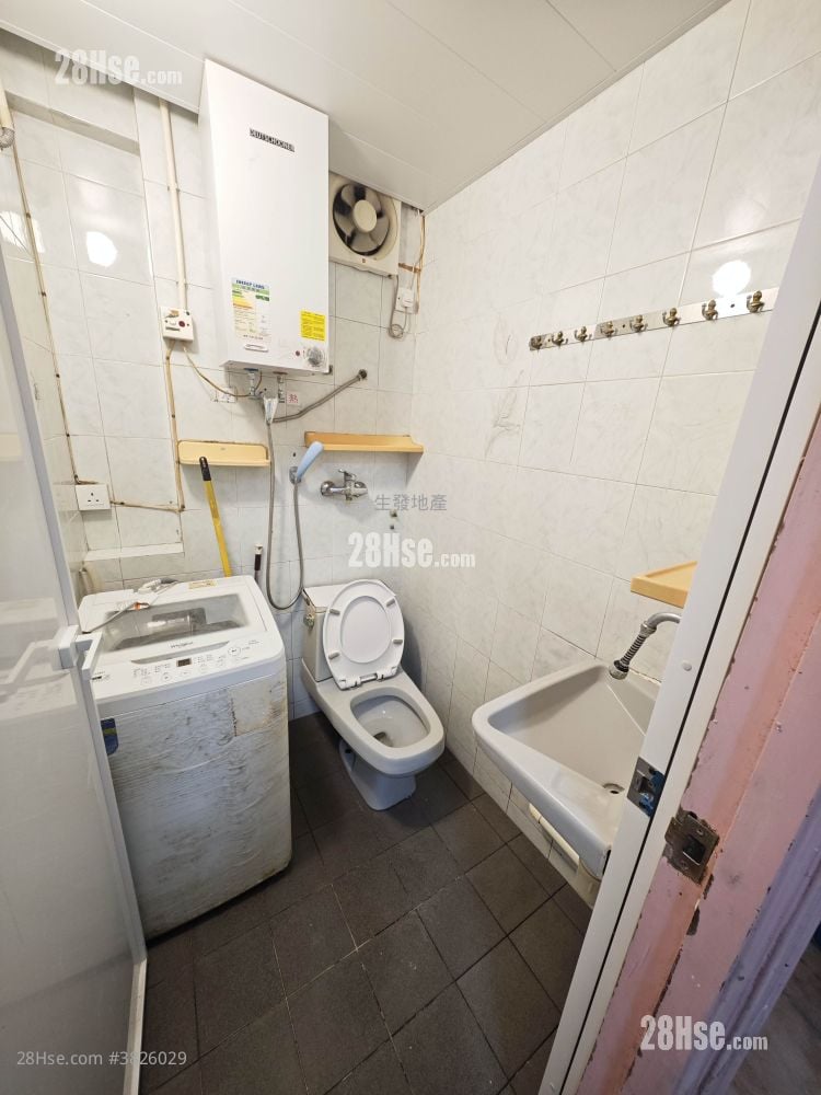 Po Kong Building Rental 2 Bedrooms , 1 Bathroom 310 ft²