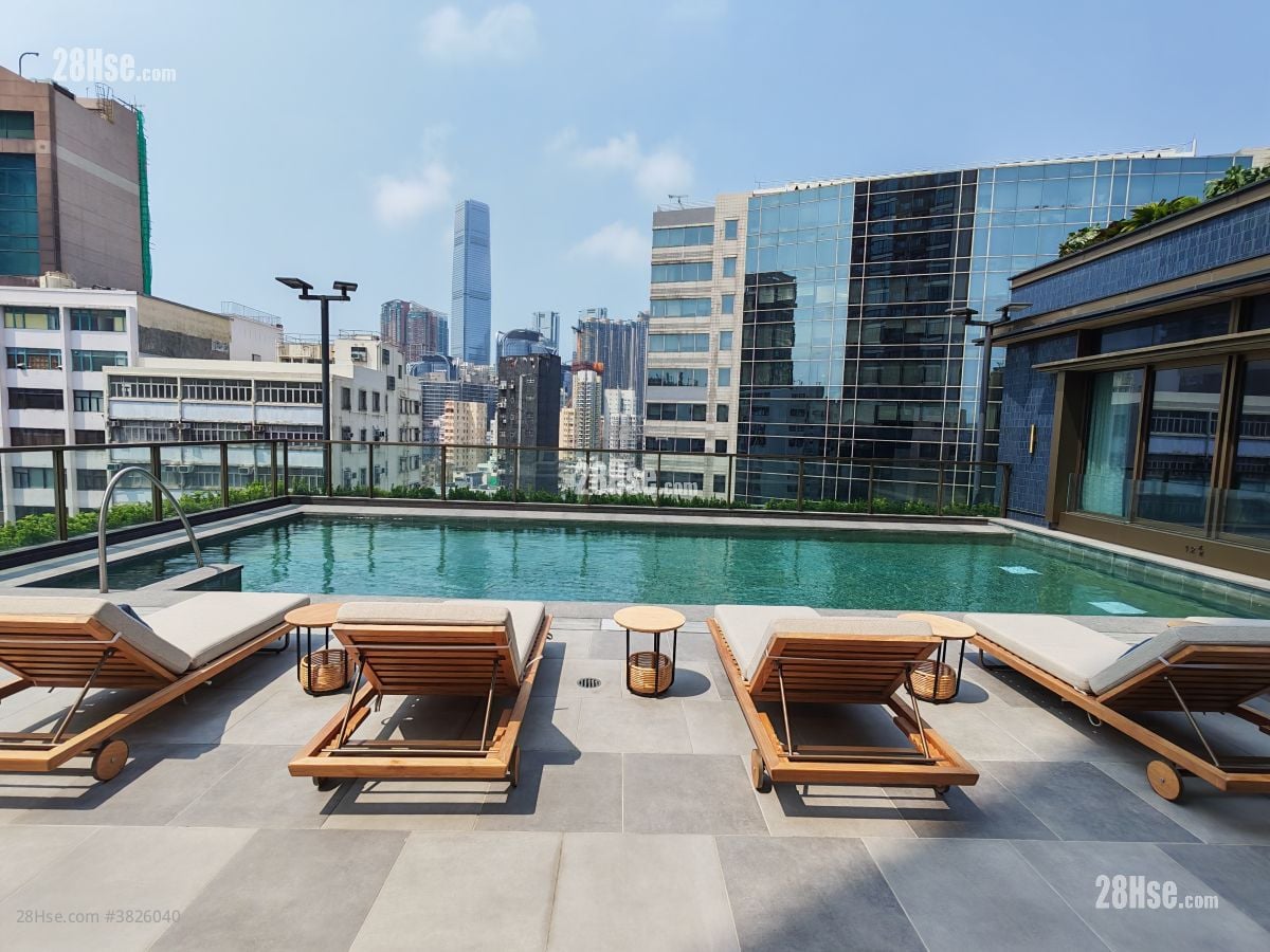 Topside Residence Rental 1 Bathroom 277 ft²