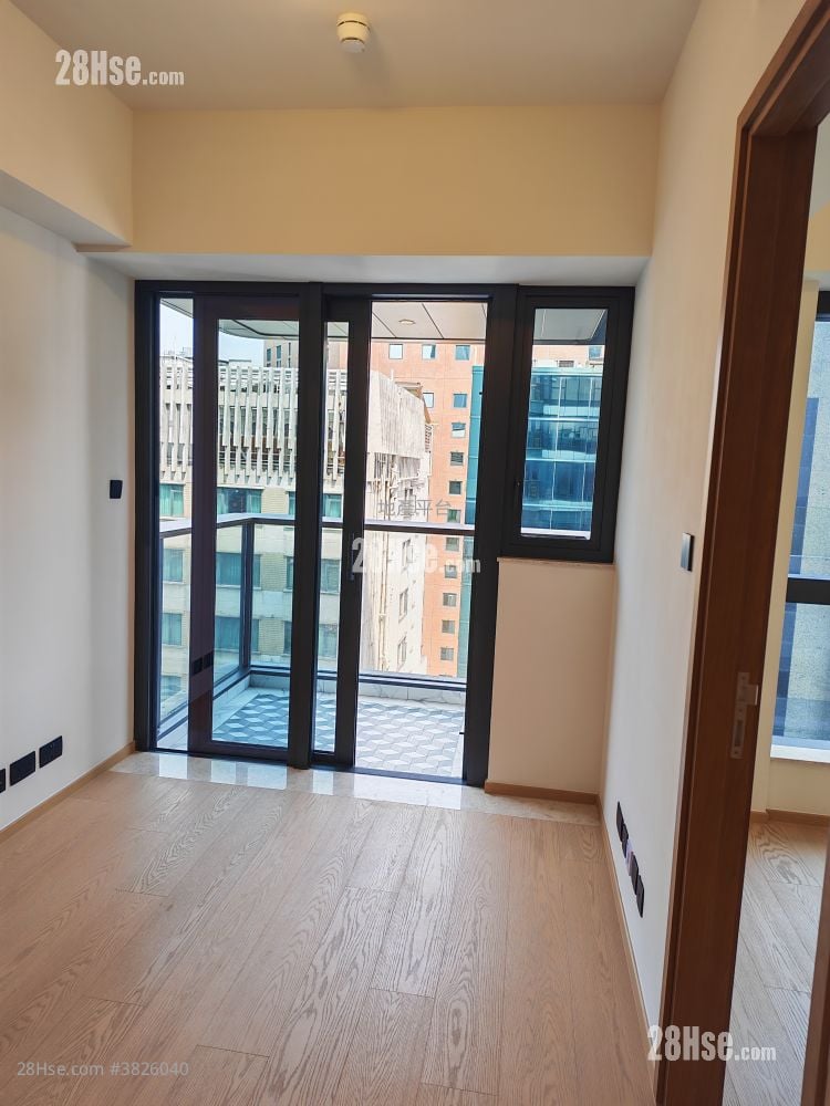 Topside Residence Rental 1 Bathroom 277 ft²