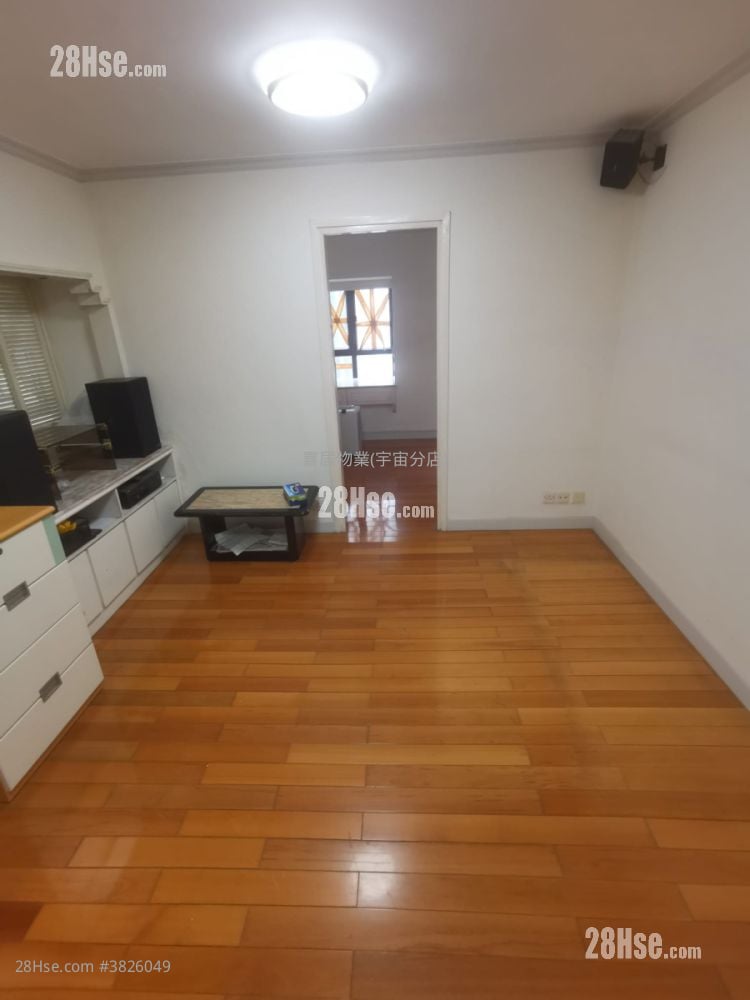 Lai Bo Garden Sell 2 Bedrooms , 1 Bathroom 410 ft²