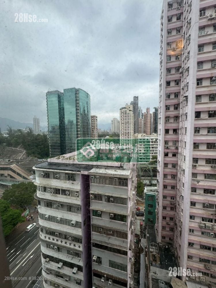 Cheong Ming Building Sell 2 Bedrooms , 1 Bathroom 455 ft²