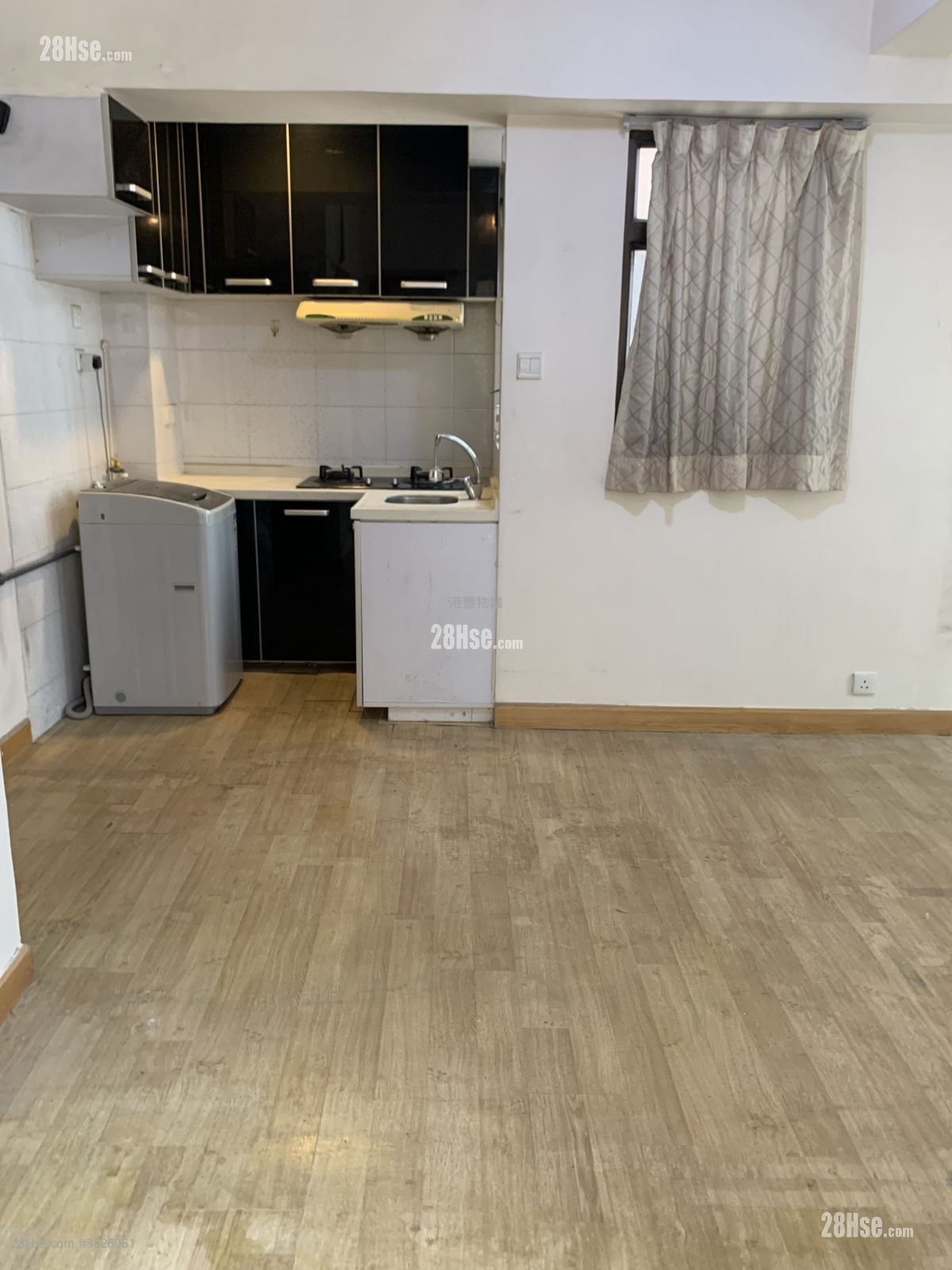 新达大厦 售盘 1 浴室 327 平方尺