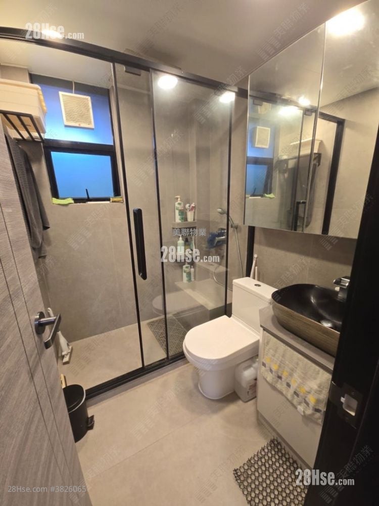 Villa Pinada House Sell 3 Bedrooms 795 ft²