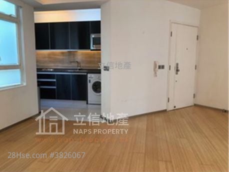 高云台 售盘 2 房 , 2 浴室 763 平方尺