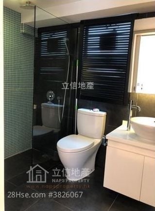 高云台 售盘 2 房 , 2 浴室 763 平方尺