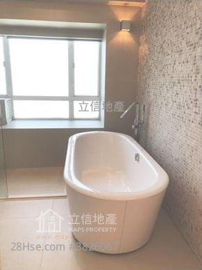 高云台 售盘 2 房 , 2 浴室 763 平方尺