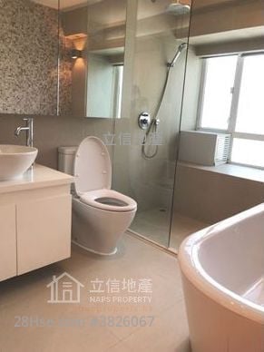 高云台 售盘 2 房 , 2 浴室 763 平方尺