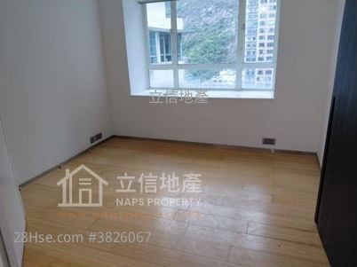 高云台 售盘 2 房 , 2 浴室 763 平方尺