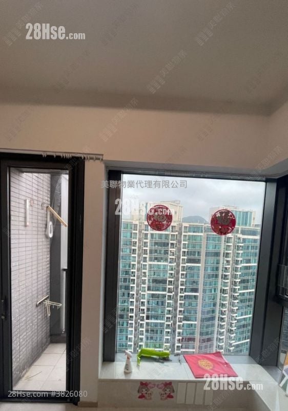 The Wings Rental 3 Bedrooms , 2 Bathrooms 673 ft²