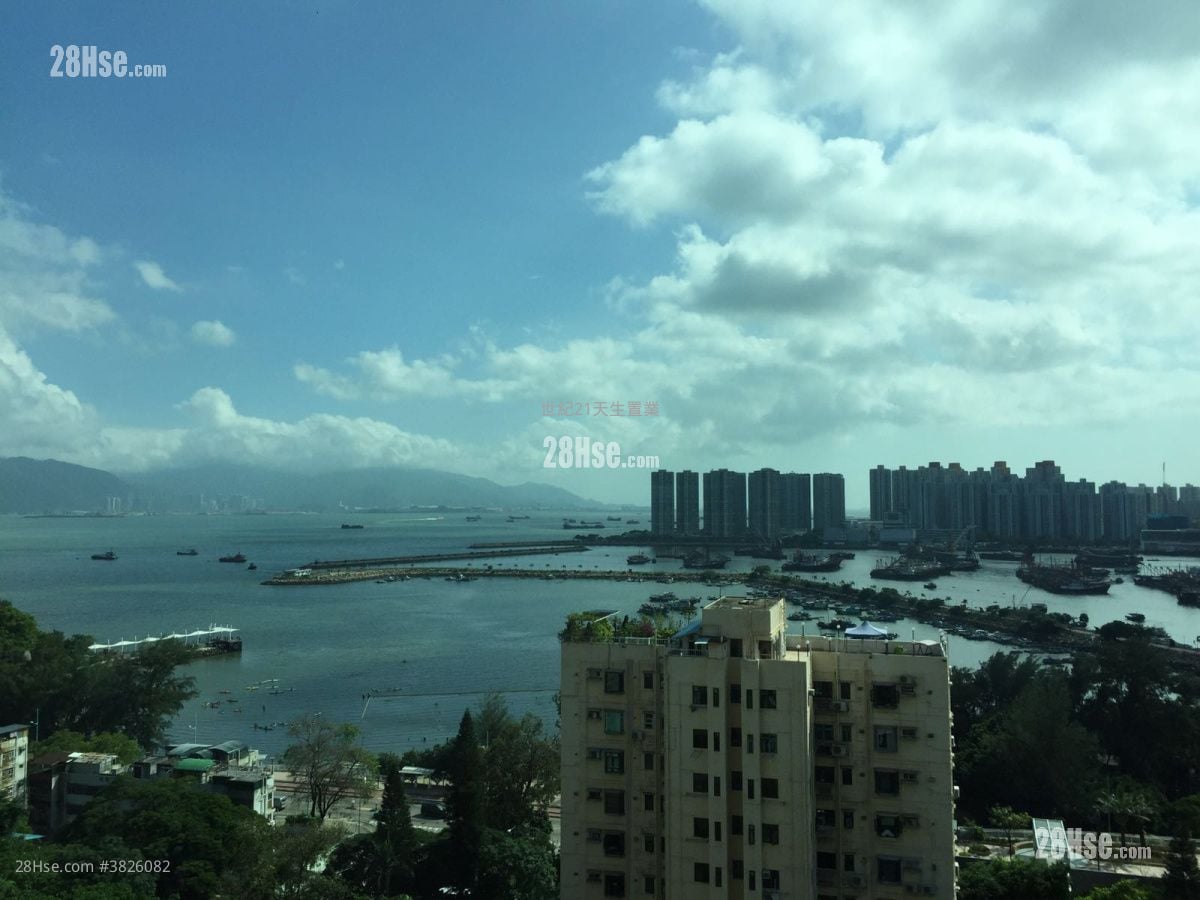 容龍居 售盤 3 房 , 2 浴室 692 平方呎