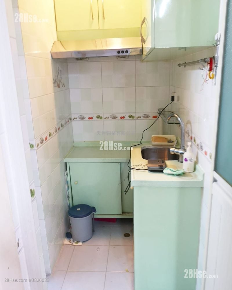 寶石戲院大廈 售盤 2 房 , 1 浴室 320 平方呎