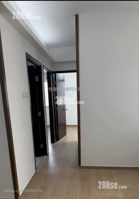 Wang Kwong Building Sell 2 Bedrooms , 1 Bathroom 391 ft²
