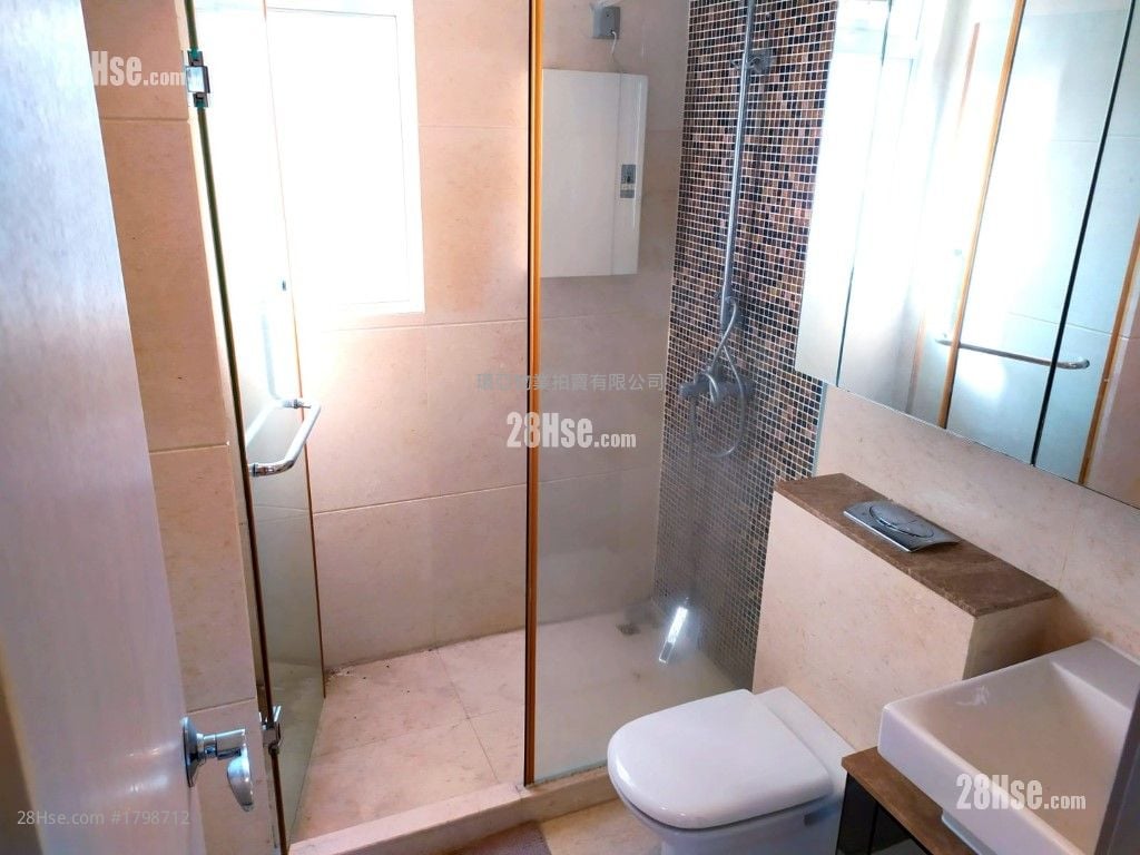 耀爵台 售盘 3 房 , 2 浴室 982 平方尺